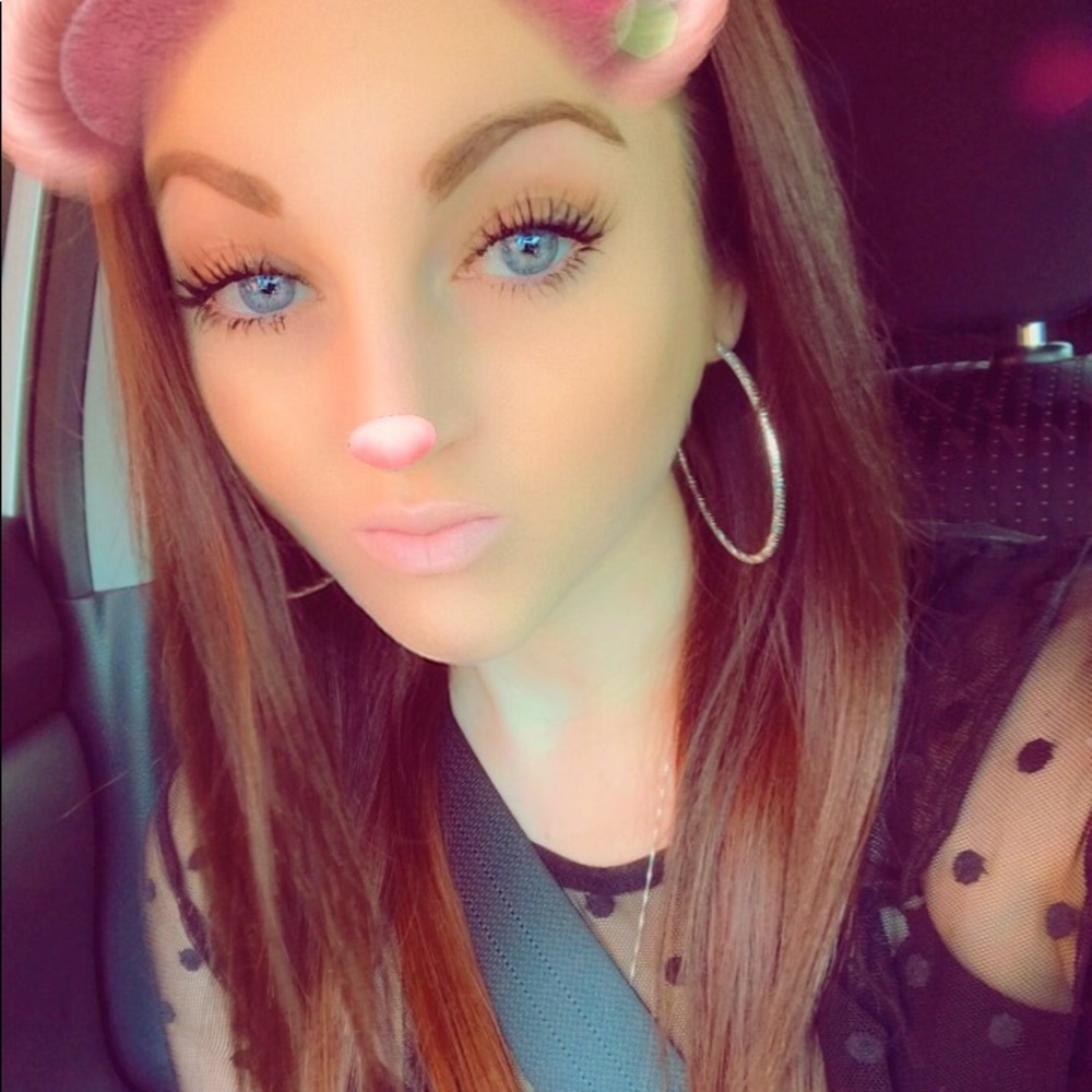 Meet your Posher, Erica